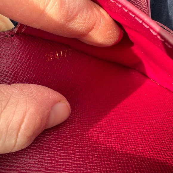 Louis Vuitton Monogram Wallet - Picture 5 of 8